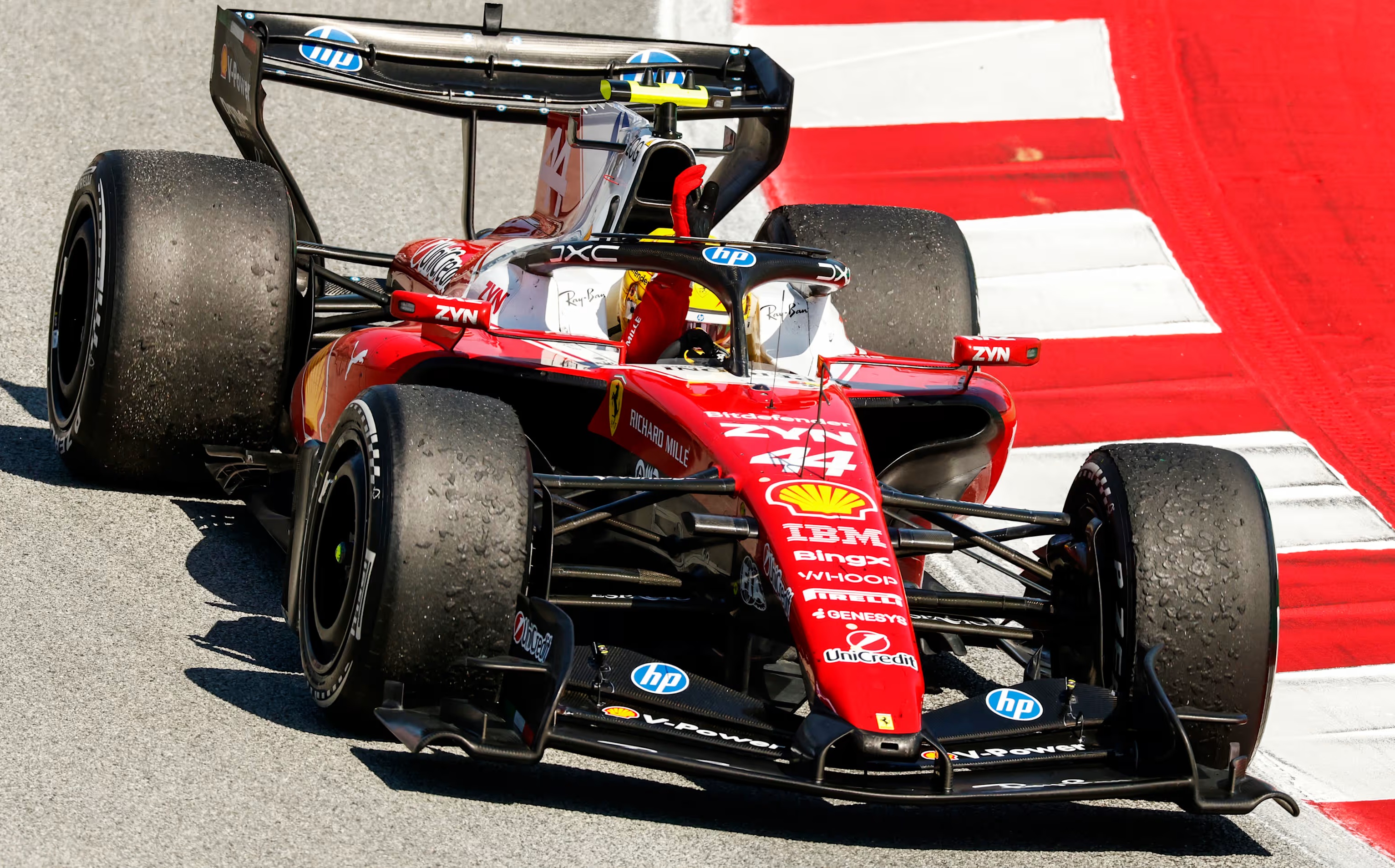 Hamilton-Vitoria-Barcelona.jpg