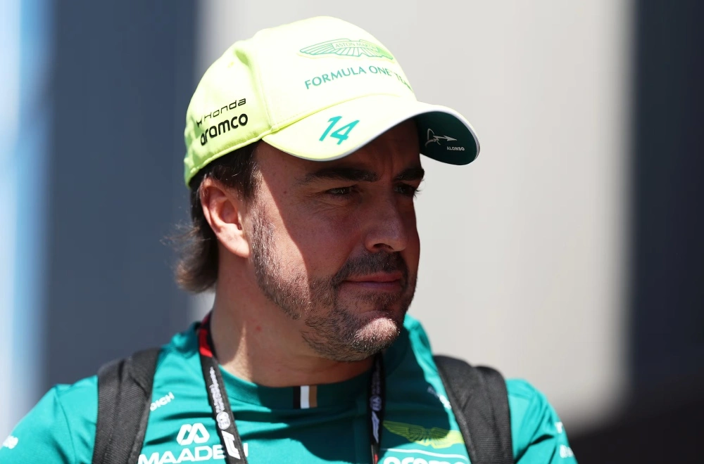 Newey confia na permanência de Alonso na Aston Martin em 2027