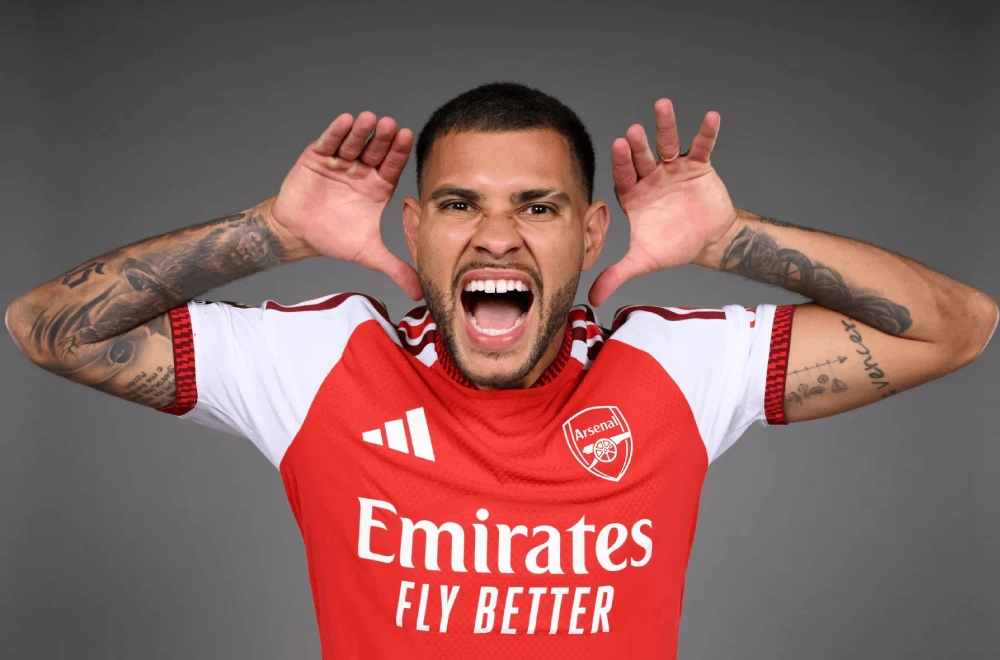 Arsenal oficializa contratação de Bruno Guimarães: "Quero fazer história"