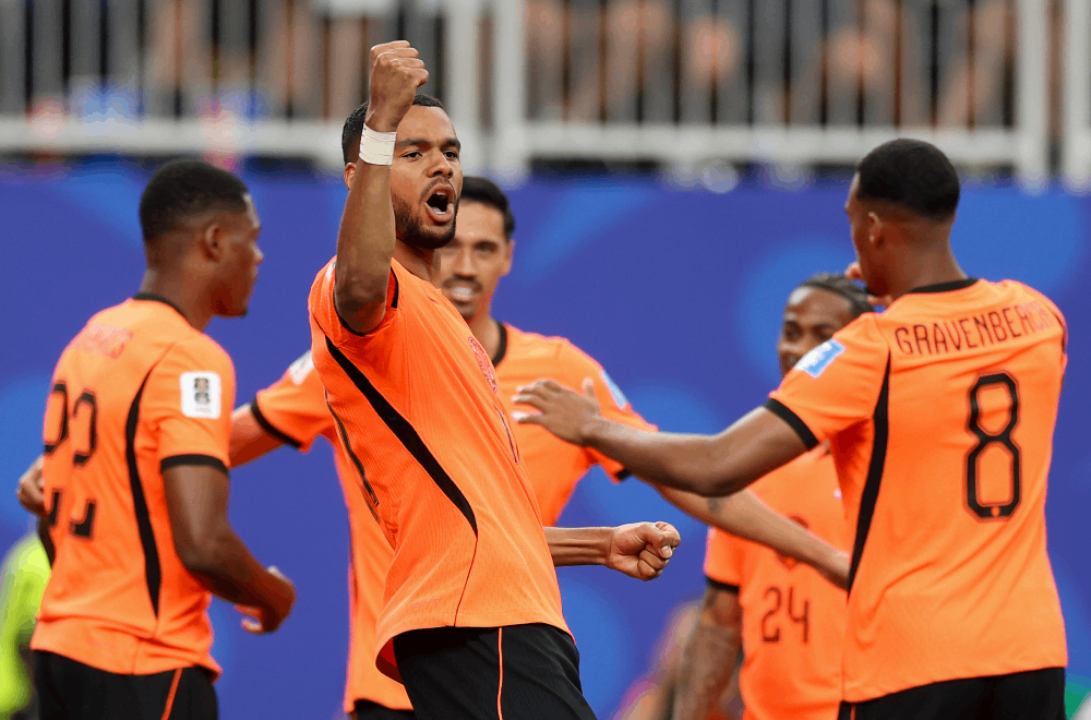 Brobbey e Gakpo brilham, e Holanda goleia a Suécia pelo Grupo F